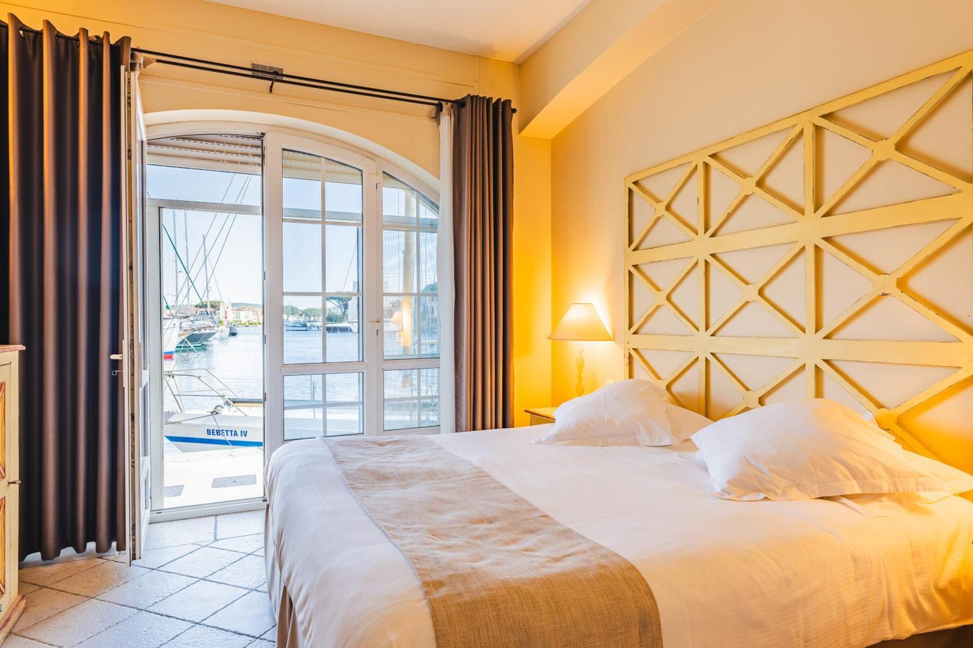 Le Suffren Hotel Grimaud Εξωτερικό φωτογραφία