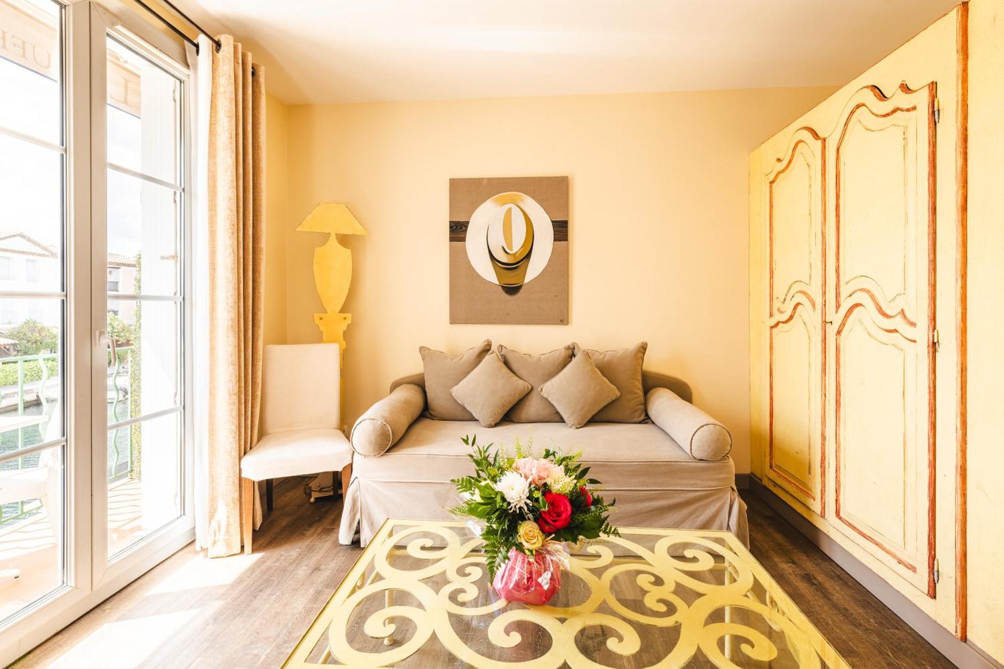 Le Suffren Hotel Grimaud Εξωτερικό φωτογραφία